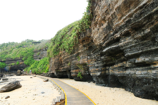 �V������������