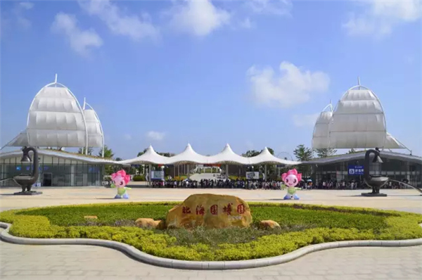 �������V������������