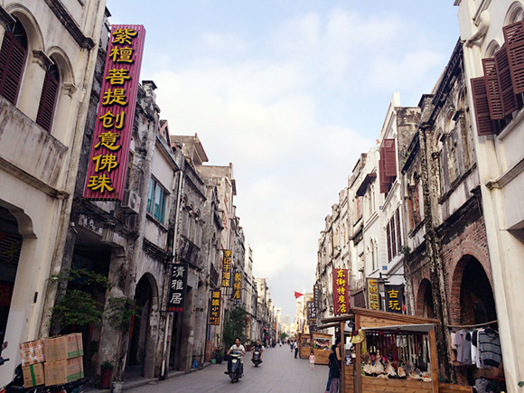 �����������V������������