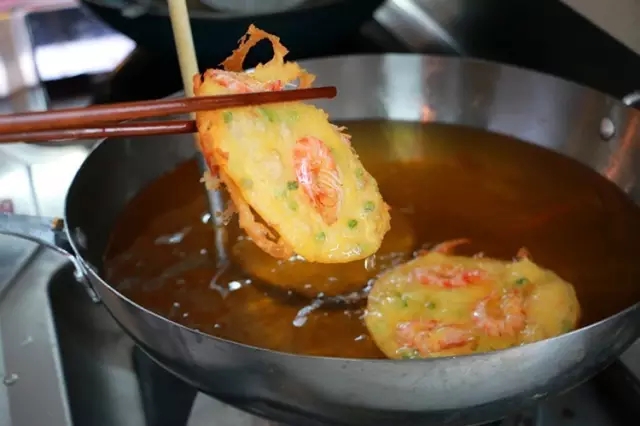 �������V������������