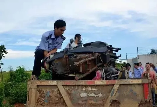 �������ލu���V������������