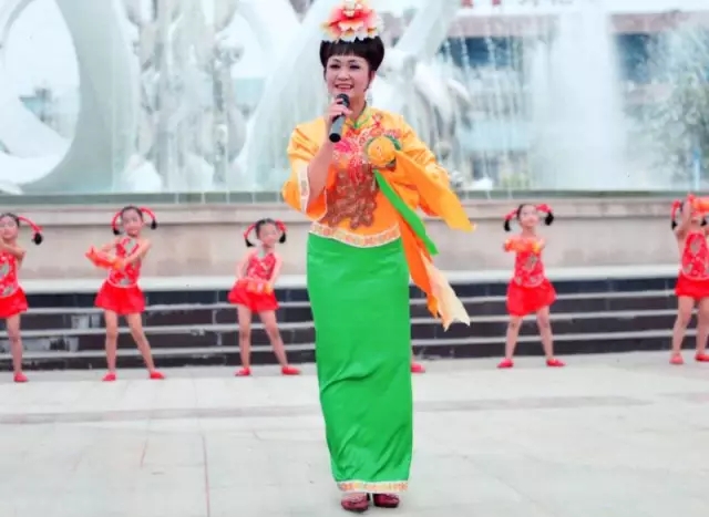 �������������V������������